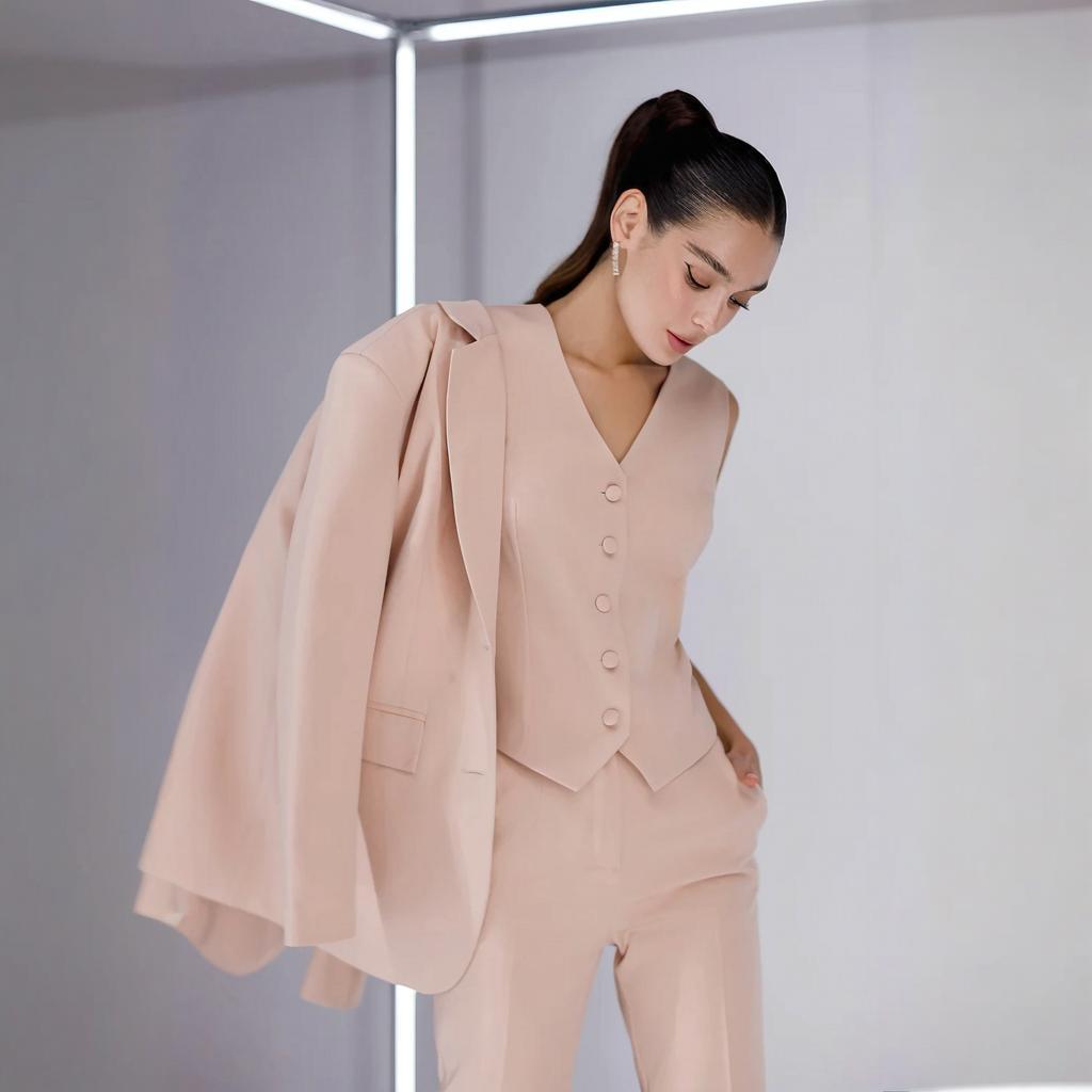 2026 Women's Suit Three-piece  - Womens Blazer 评论和价格